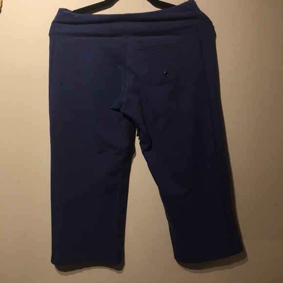Roots blue mid length active pants. - Picture 5 of 11